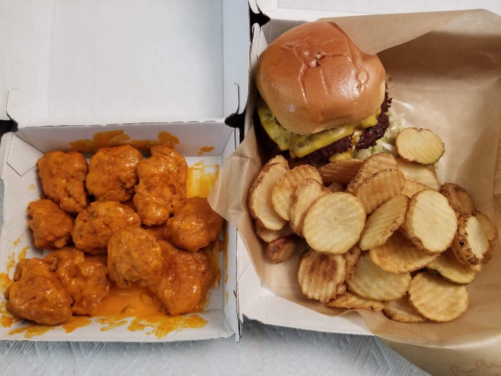 Buffalo Wild Wings Burger Buffalo Chips Boneless Wings